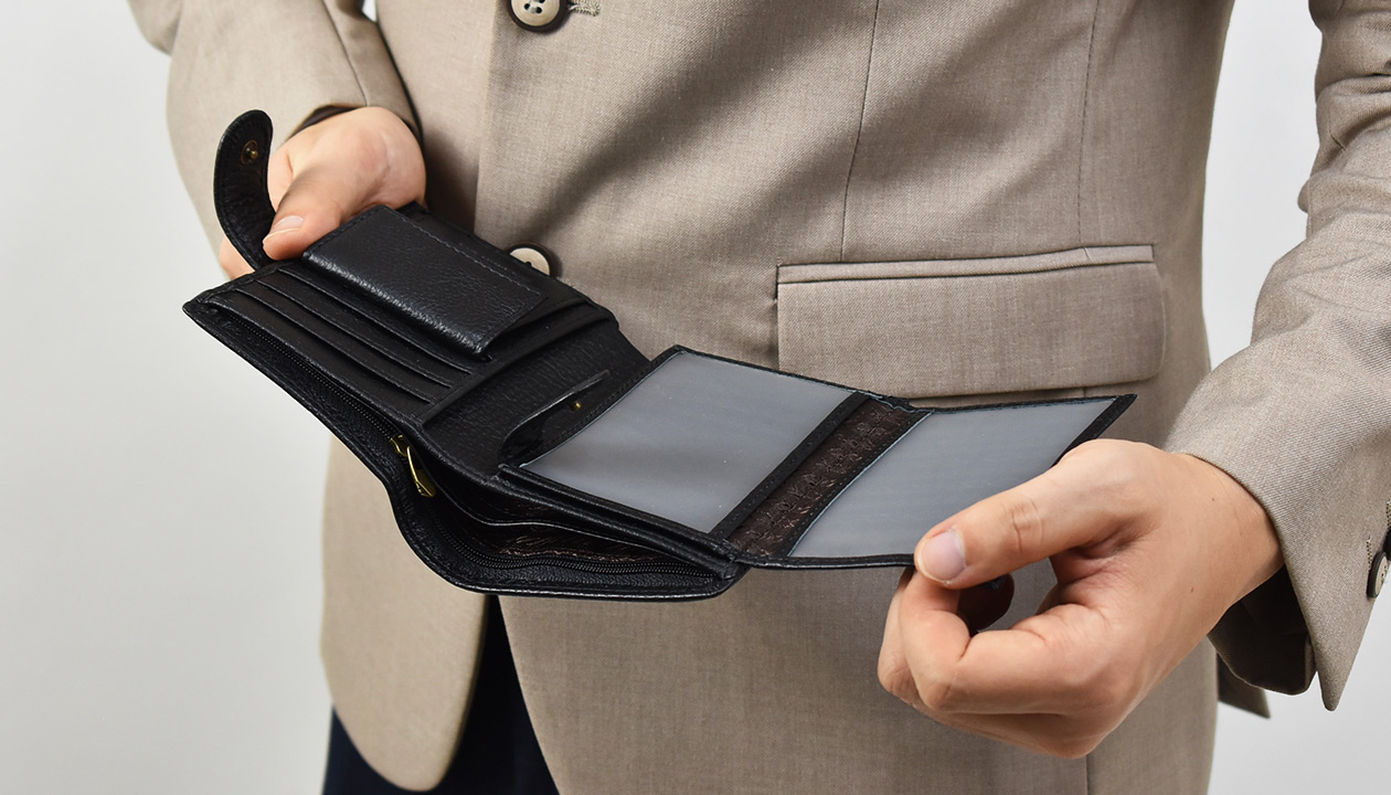 皮夾保養真皮材質【髒污DIY清洗】皮夾清潔.自己動手做.可以用凡士林嗎? – 男生穿搭