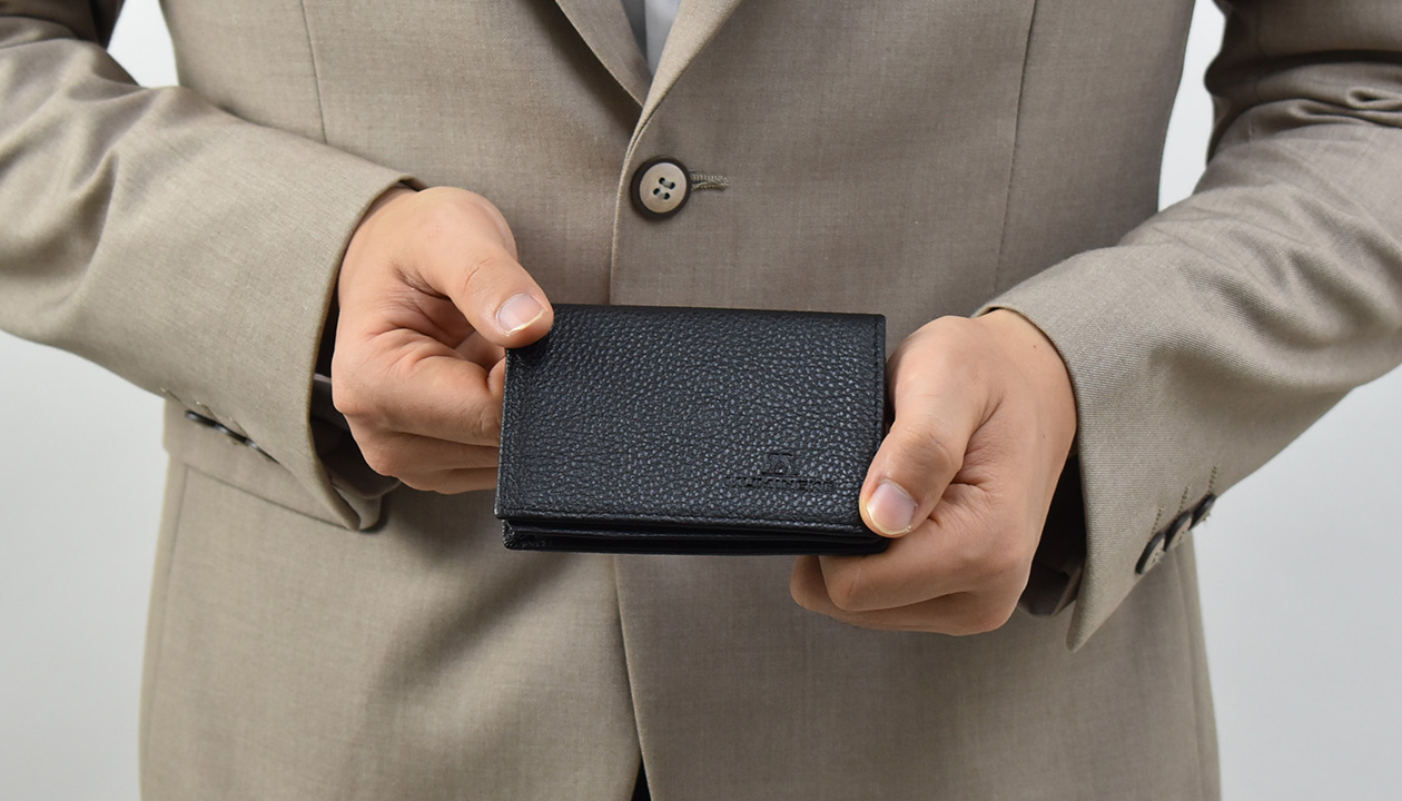 皮夾保養真皮材質【髒污DIY清洗】皮夾清潔.自己動手做.可以用凡士林嗎? – 男生穿搭